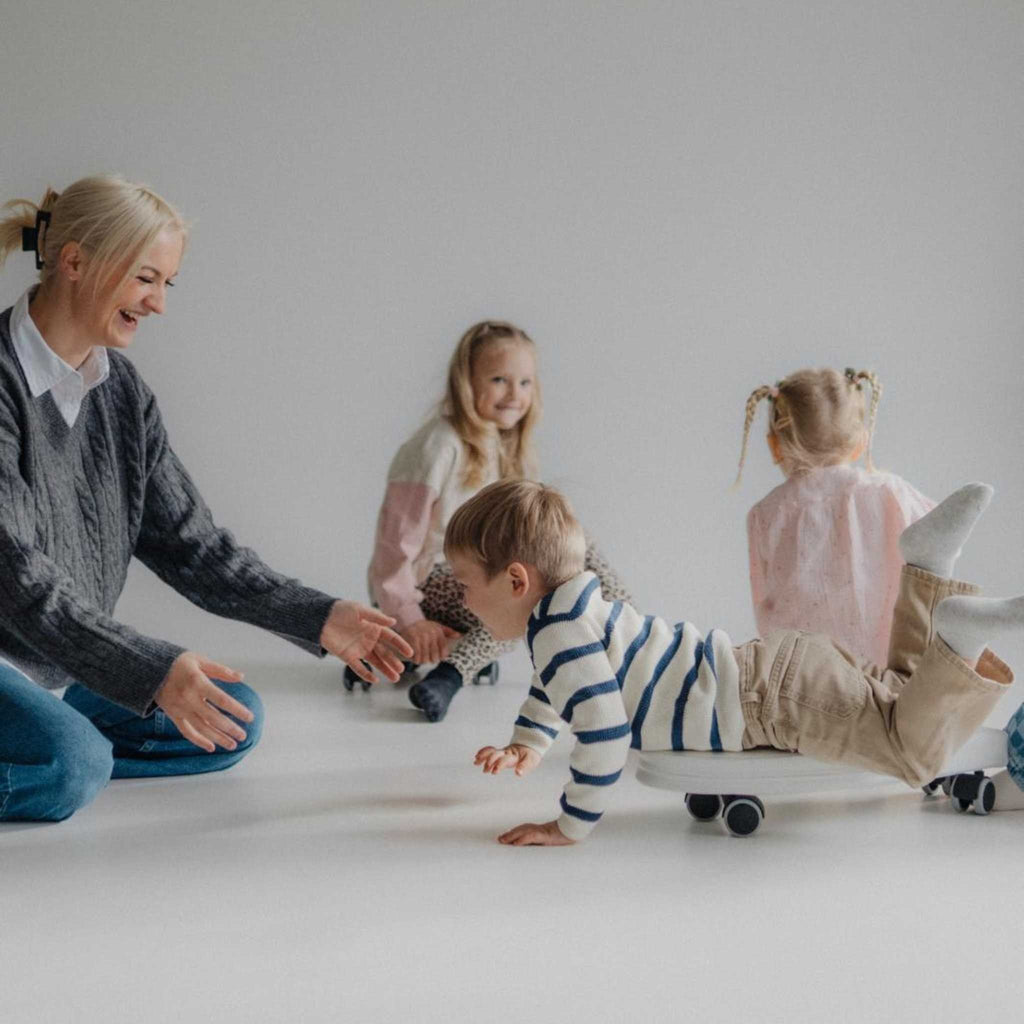Banglentės tipo paspiriamas žaislas vaikams - BureiKids