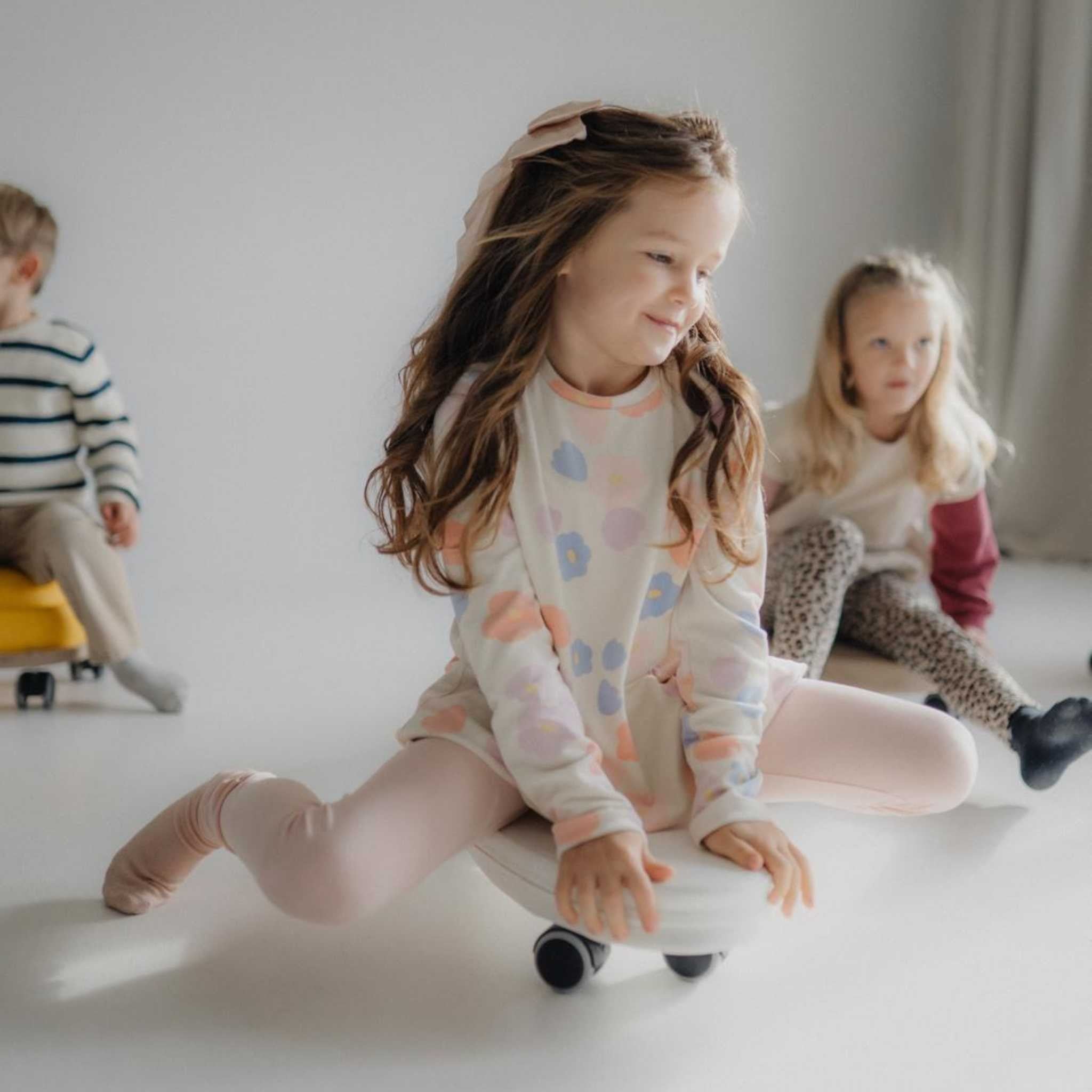 Banglentės tipo paspiriamas žaislas vaikams - BureiKids