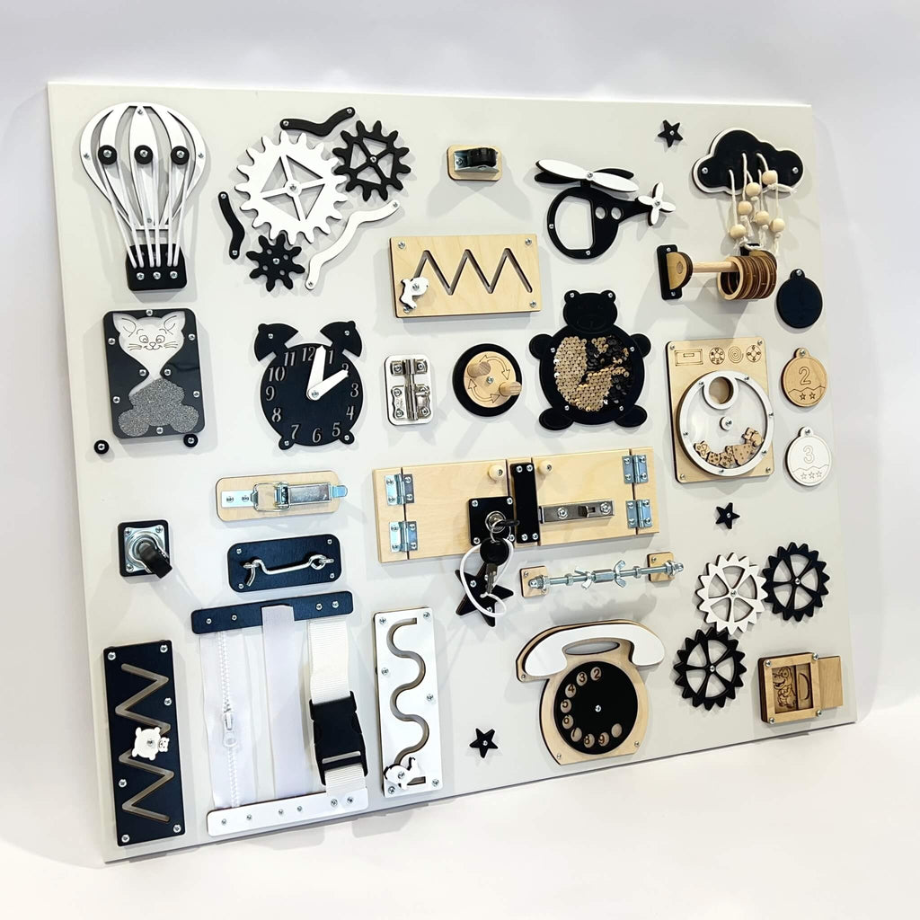 Didelė Montessori veiklos lenta (60×70 cm) - BureiKids
