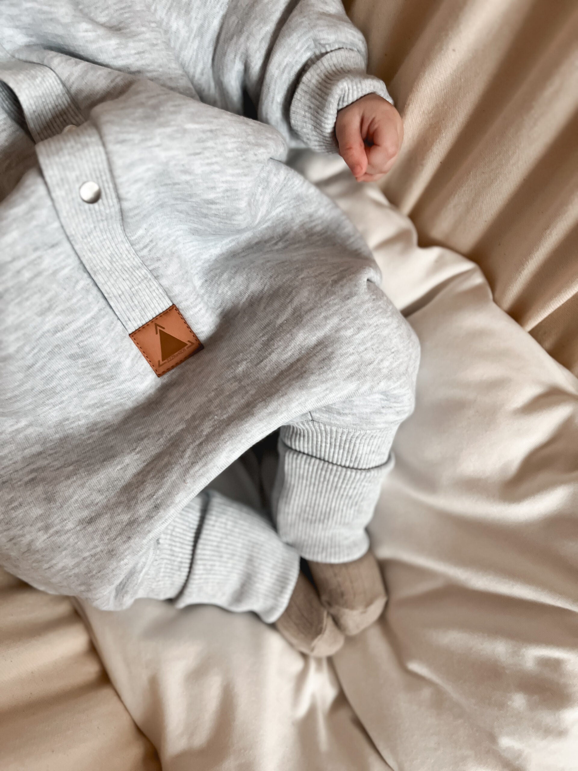 Kombinezonas vaikams ir kūdikiams - Pilka - BureiKids