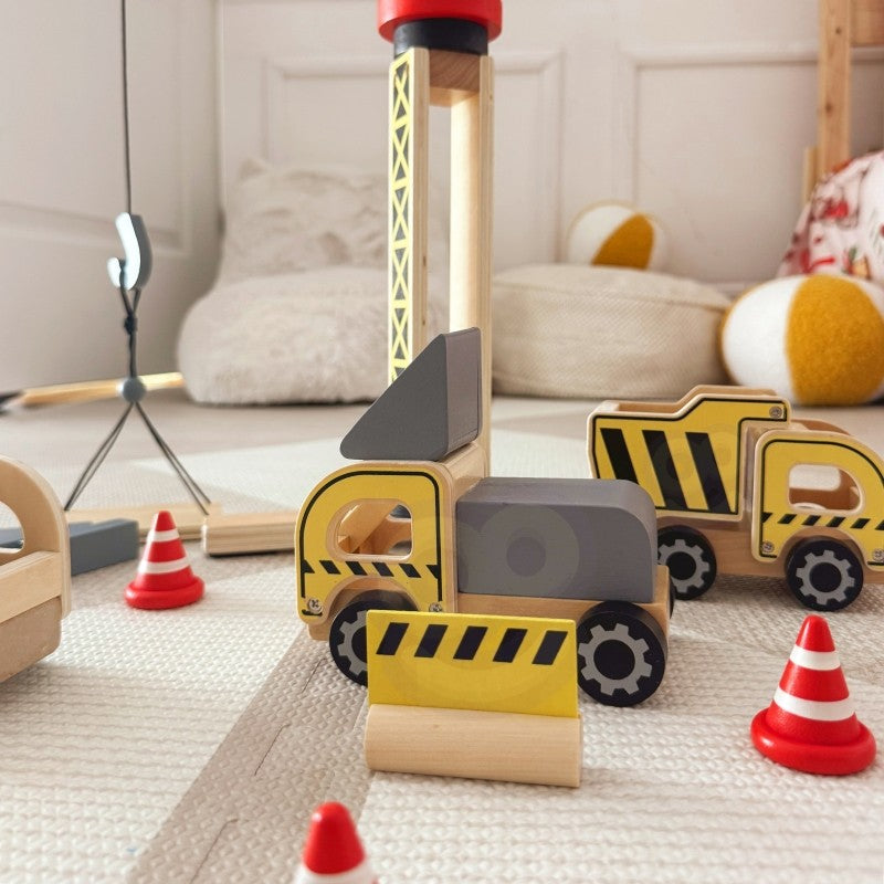 Medinė statybų aikštelė su transportu - BureiKids