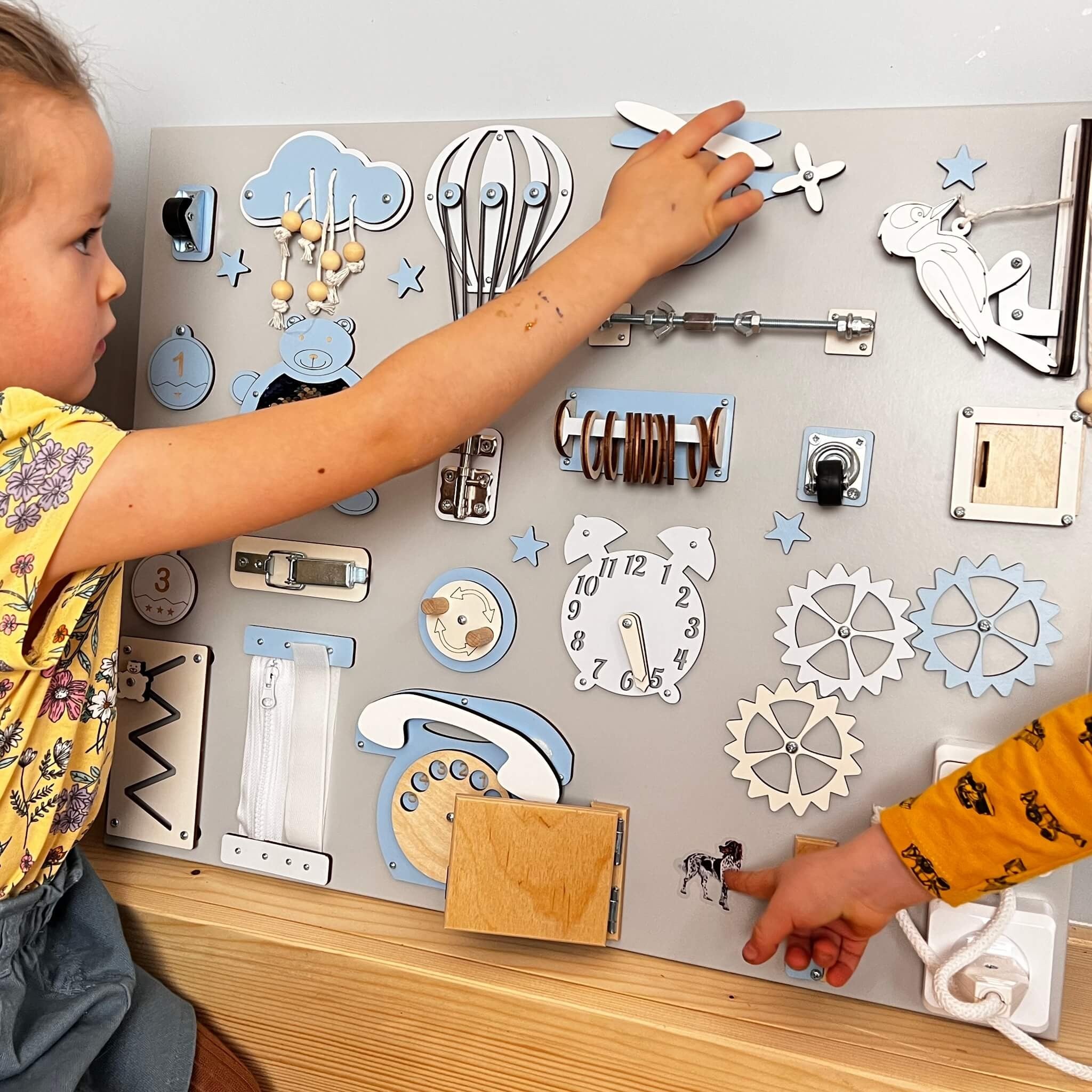 Montessori "Marvel“ veiklos lenta (50×60 cm) - BureiKids