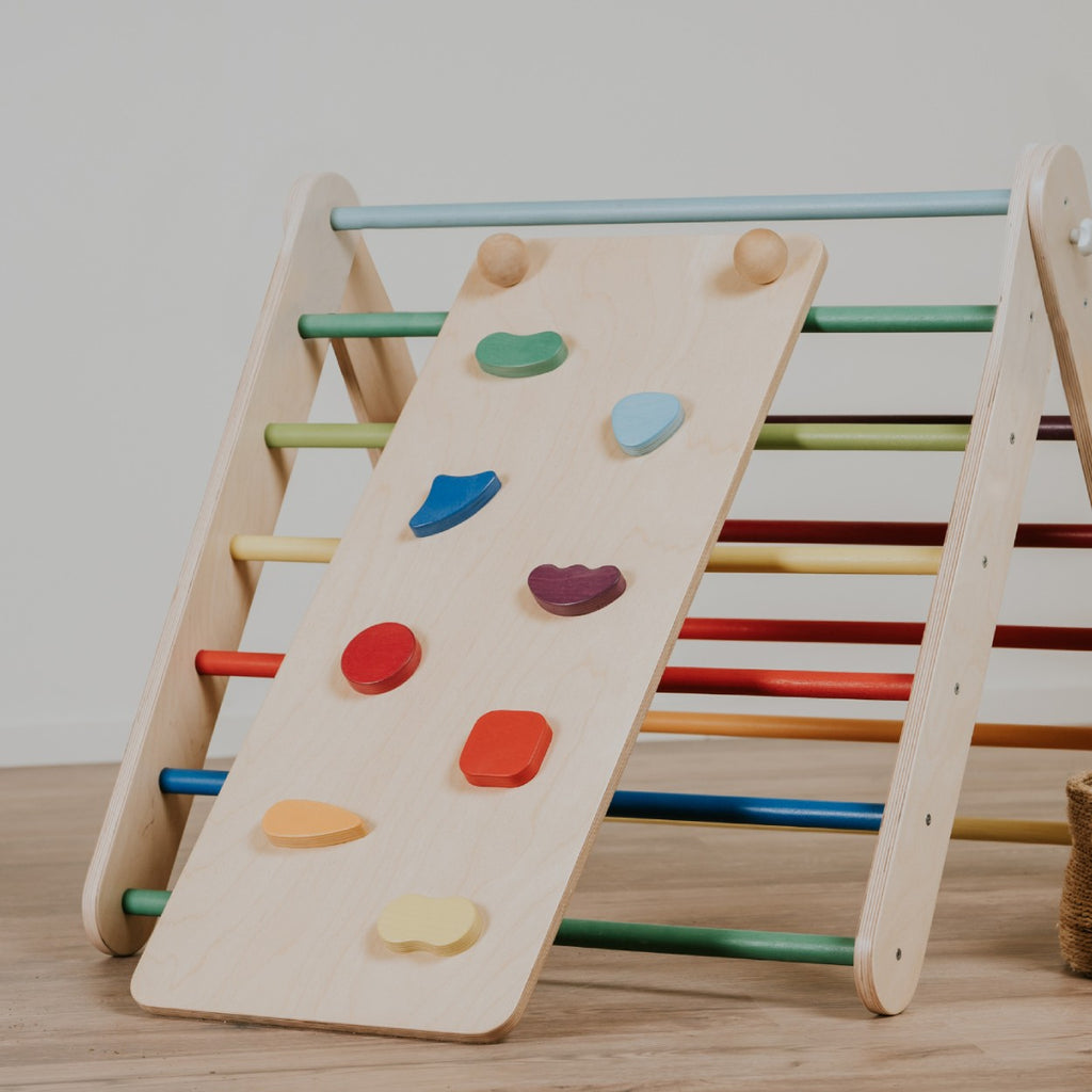 Rampa „Leg&go“ Pikler trikampiui ir švediškai sienelei – vaivorykštinė - BureiKids