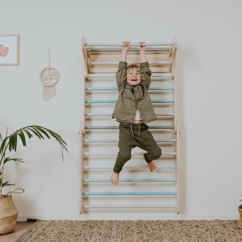 Trikampis laipiojimo rėmas su „Swedish Wall“ priedu - BureiKids