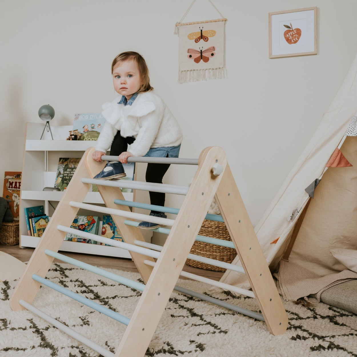 Trikampis laipiojimo rėmas su „Swedish Wall“ priedu - BureiKids