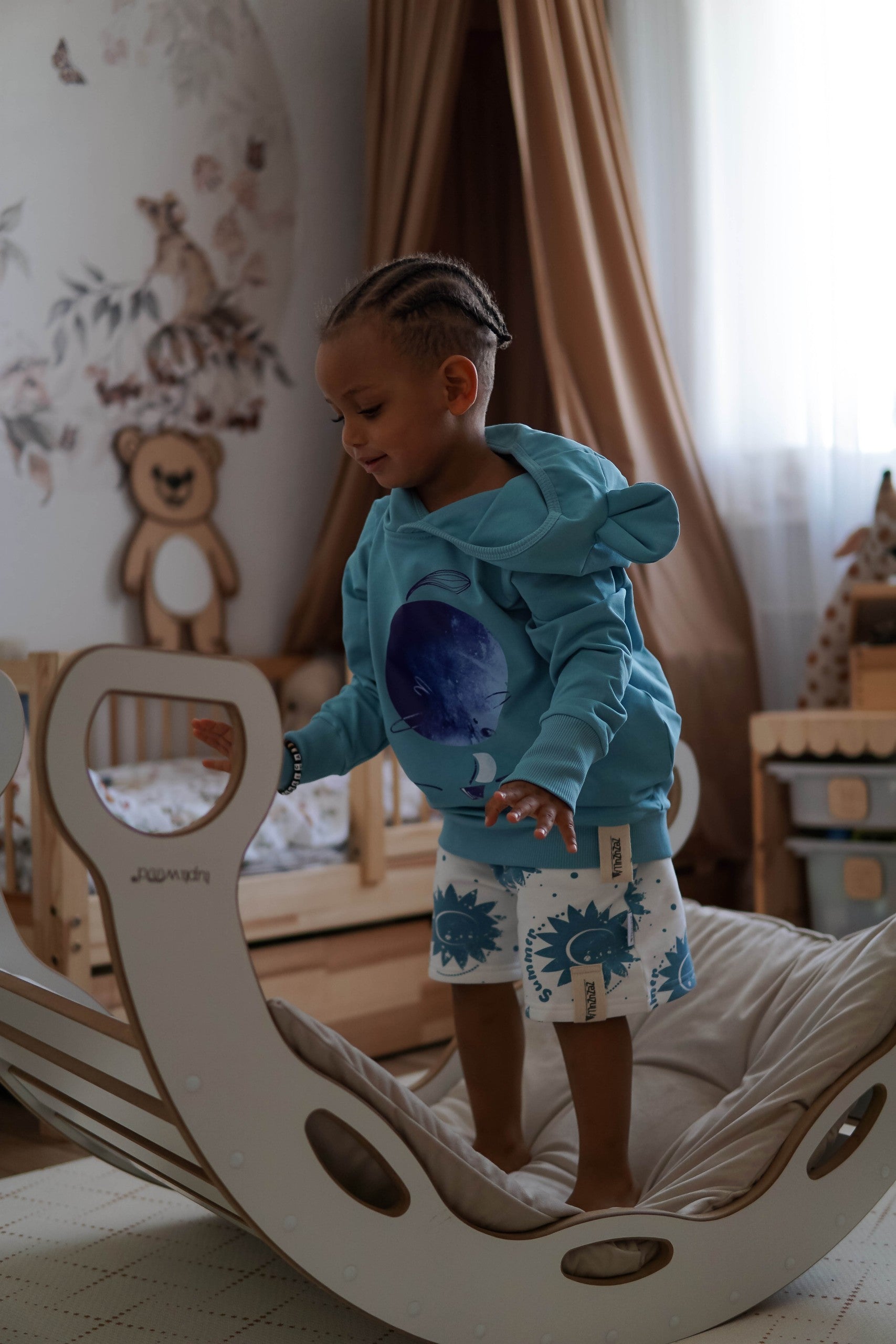 Vaikiškas džemperis su ausytėmis - Mėlynas mėnulis - BureiKids